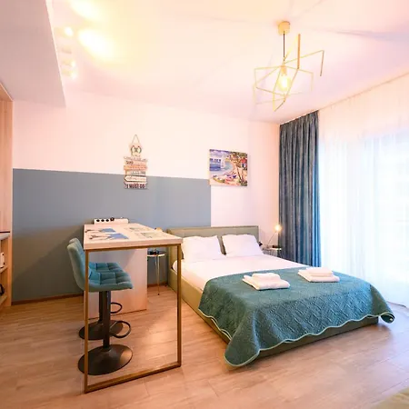 Foa Blue * Mamaia